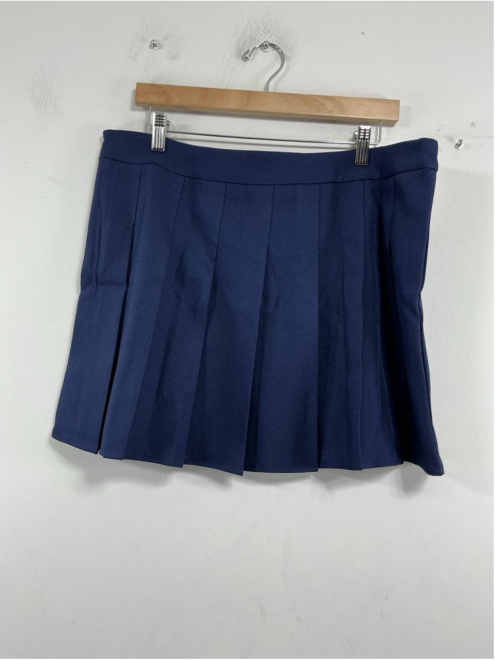 Womans NWT Zhanchtong Pleated Skort 2 XL Navy Side Zip